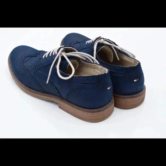 Tommy Hilfiger Men's oxfords - Picture 2 of 8